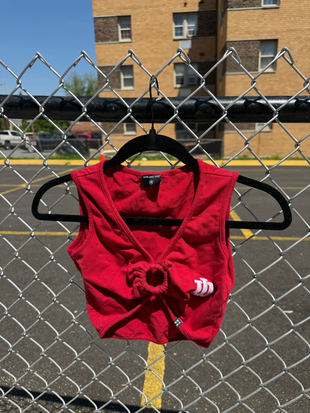 Red Knot-Front Crop Tank Top - Women